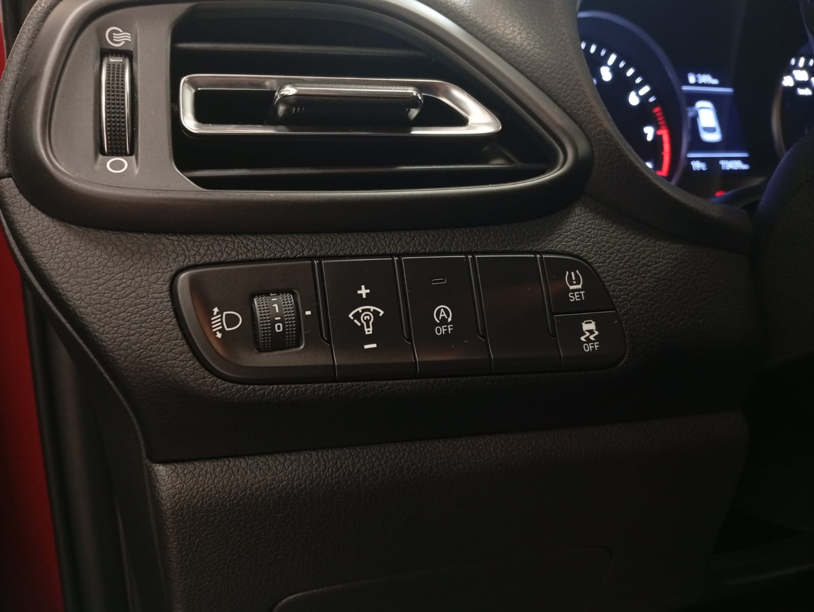 52530-IMG-20251029-WA0123