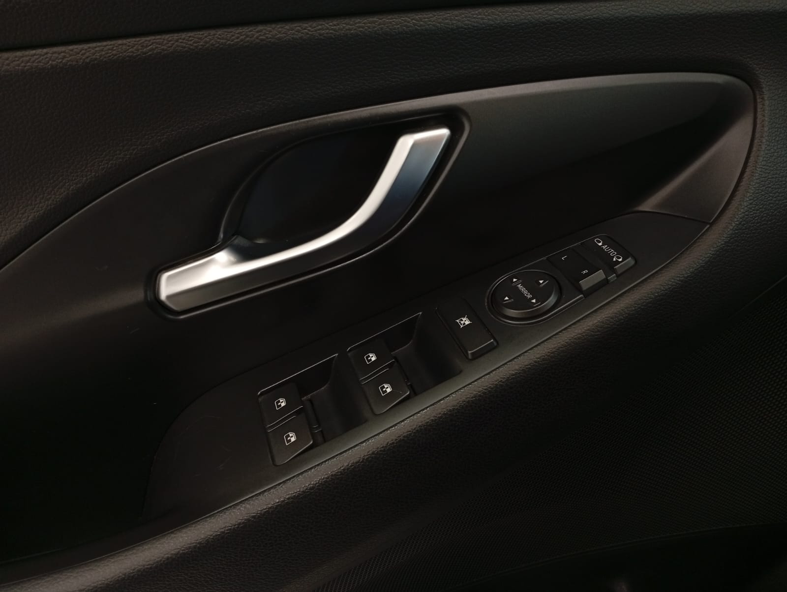 52601-IMG-20251001-WA0299