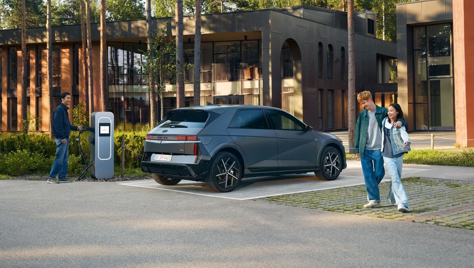 Qué tipo de coches tienen etiqueta ECO DGT